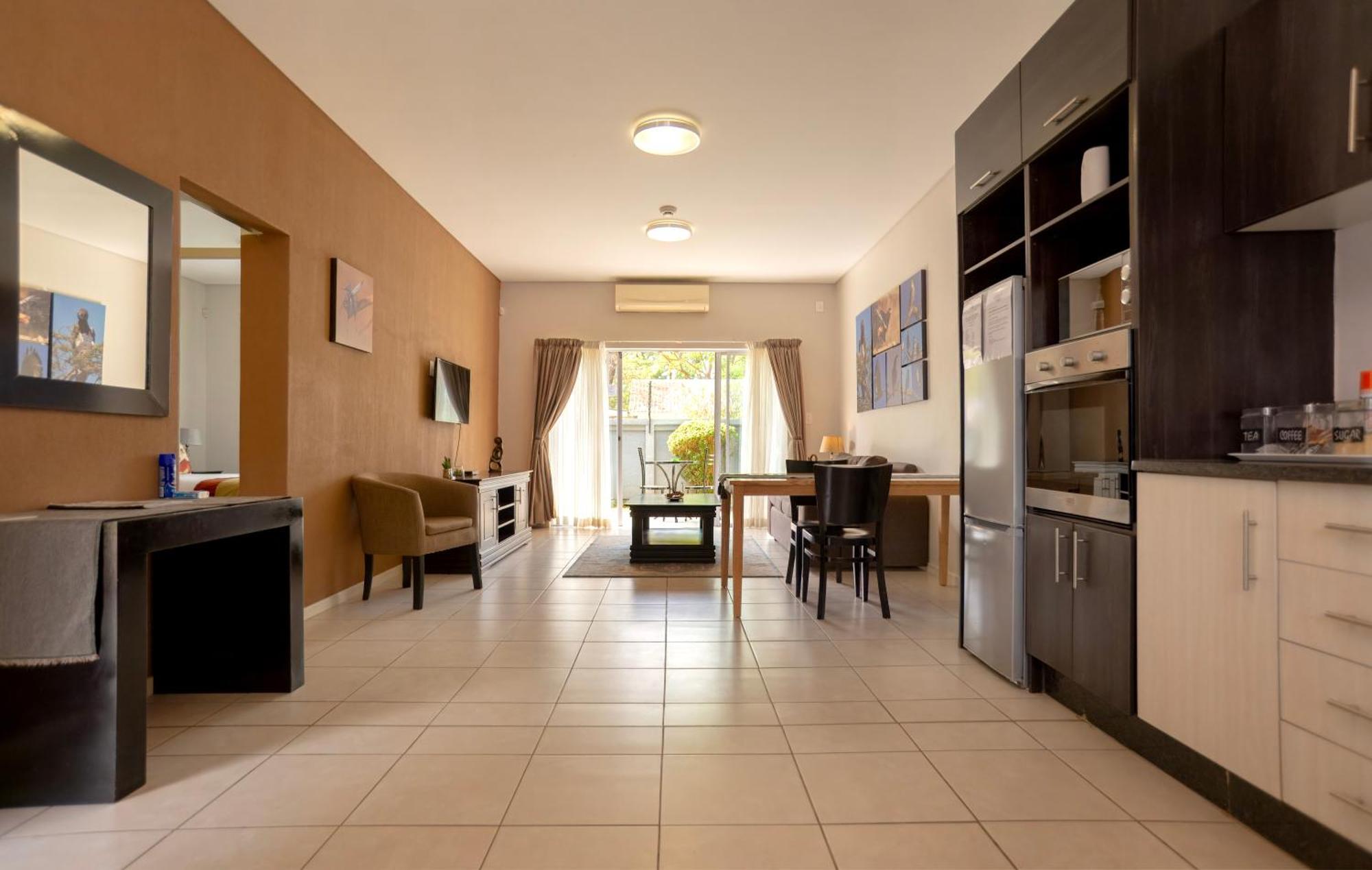 Apartments @ 125 Gaborone Exterior photo